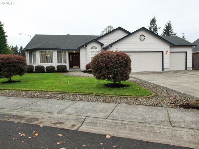 Property Photo:  2002 NE 153rd Ave  WA 98684 