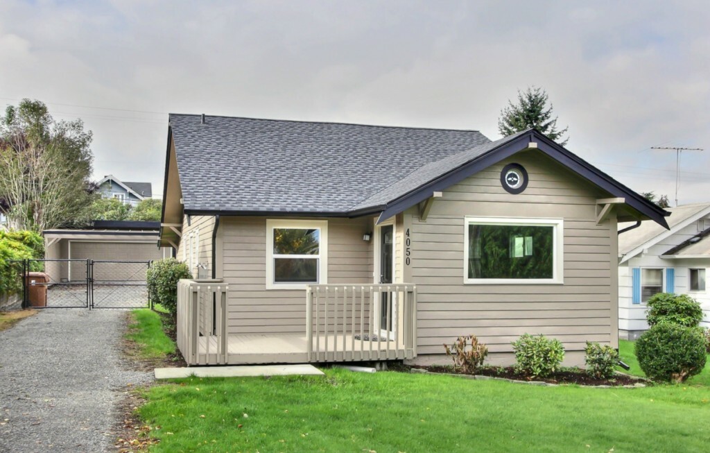 Property Photo:  4050 E G St  WA 98404 