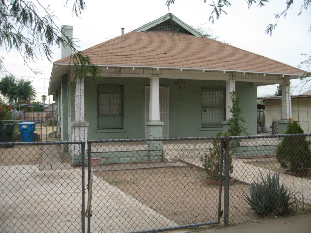 Property Photo:  2009 W Monroe Street  AZ 85009 