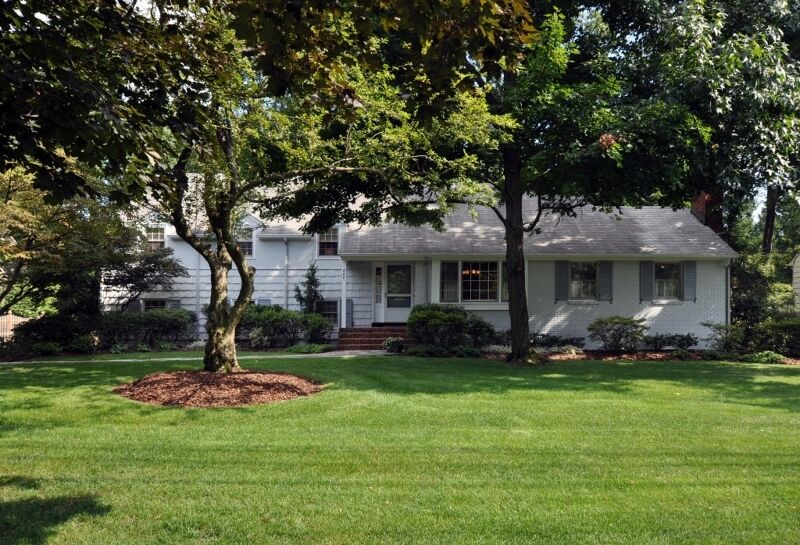Property Photo: 849 Knollwood Ter NJ 07090