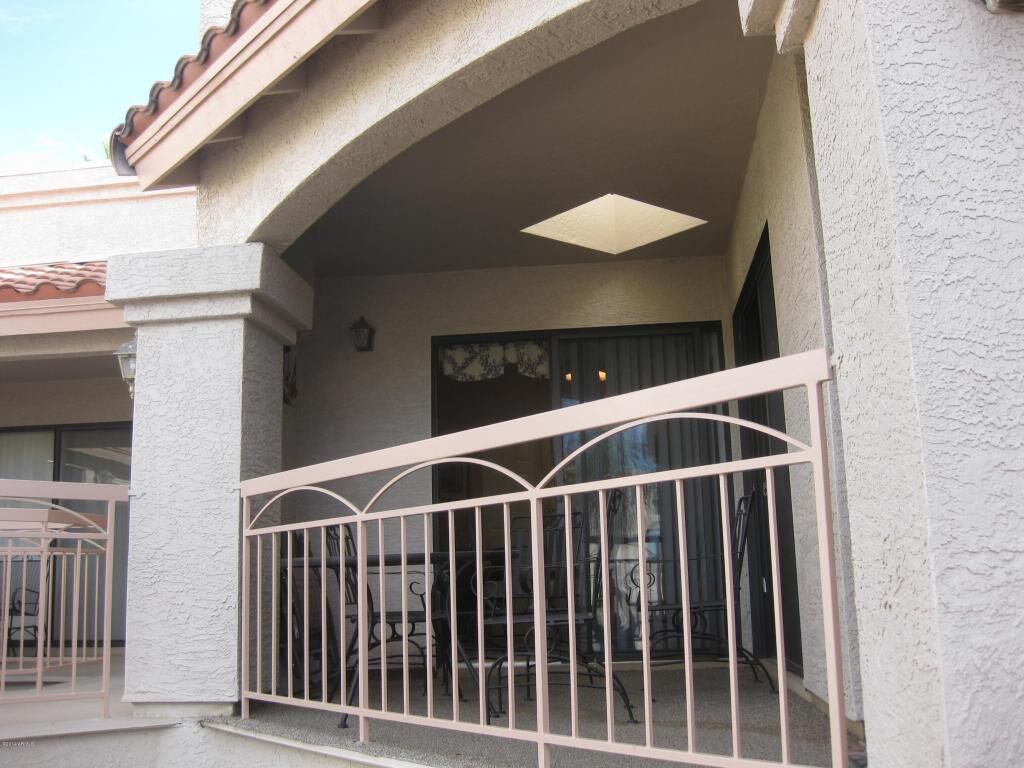 Property Photo: 9151 W Greenway Road 209 AZ 85381