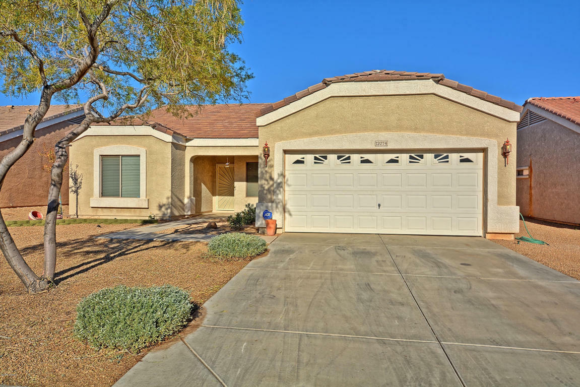 Property Photo: 12074 W Dreyfus Drive AZ 85335