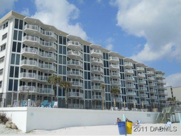 Property Photo: 3555 S Atlantic Avenue FL 32118