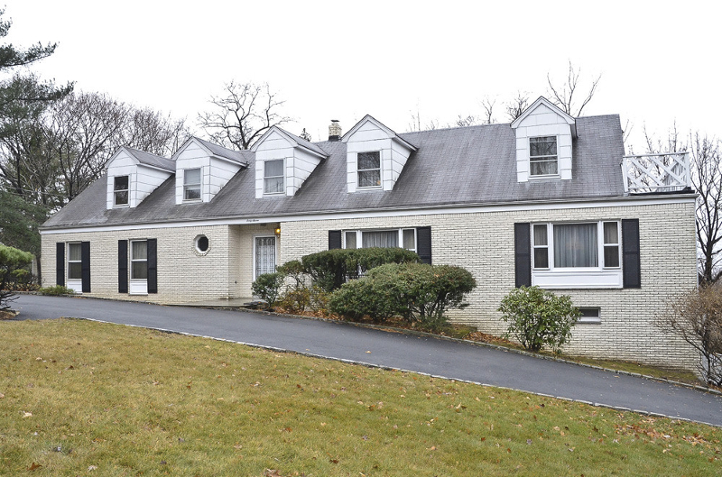 Property Photo:  67 Rockledge Dr  NJ 07039 