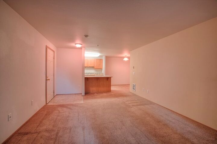 Property Photo:  11915 Roseberg Ave S 202  WA 98168 