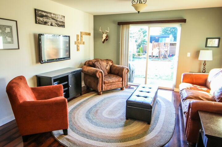 Property Photo:  328 N Kelsey St  WA 98272 