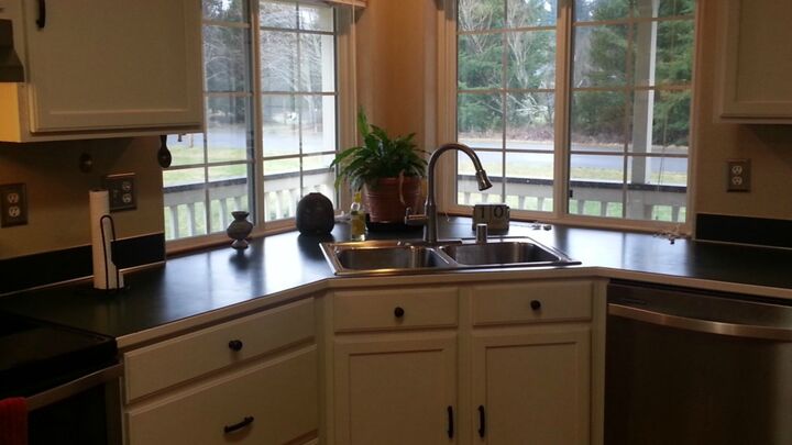 Property Photo: 15104 Champion Estates Dr SE WA 98597