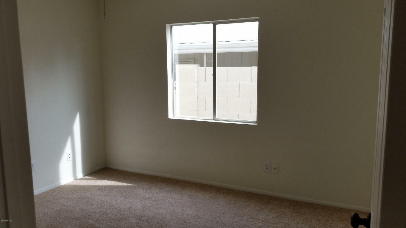 Property Photo:  4233 E Yawepe Street  AZ 85044 