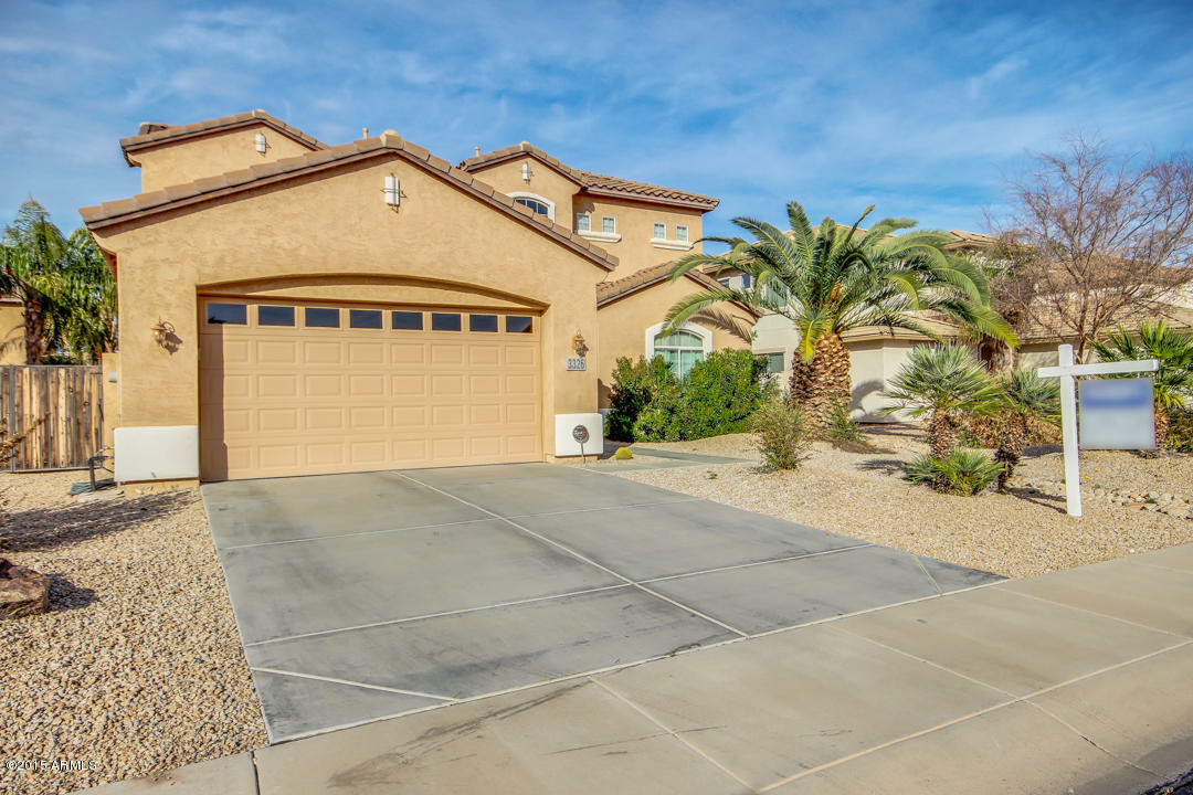 Property Photo:  3326 E Morelos Court  AZ 85295 