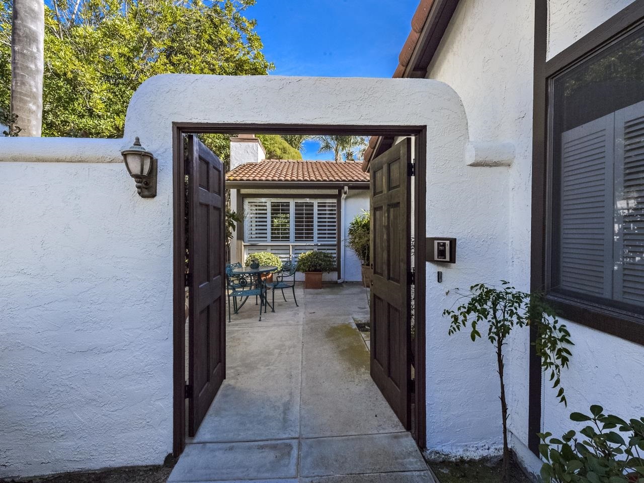 Property Photo: 2717 Anta Court CA 92009