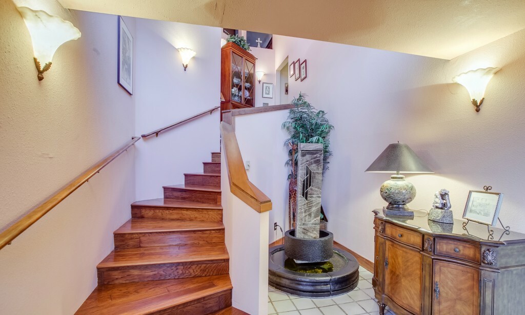 Property Photo: 1268 Olsen Rd WA 98282