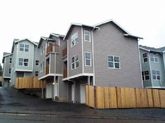 Property Photo:  1766 N Northgate Wy B  WA 98133 