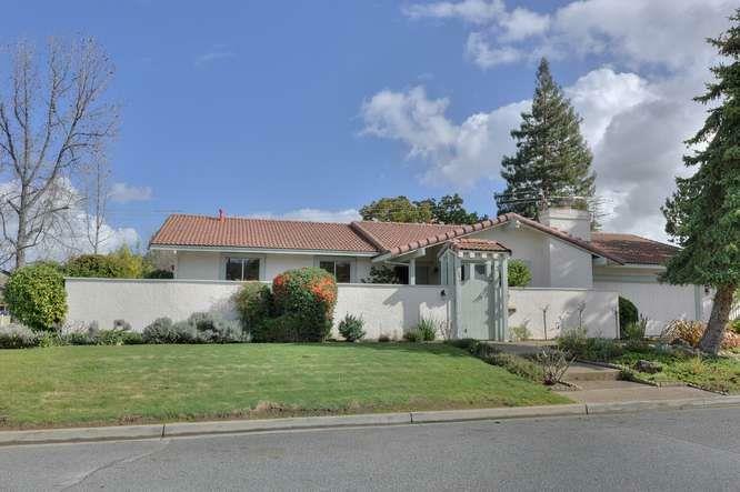 Property Photo:  13022 Ten Oak Way  CA 95070 