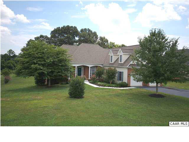 Property Photo: 44 Willow Creek Dr VA 22968