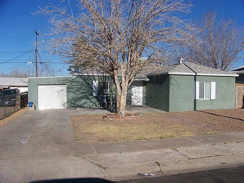 Property Photo:  625  Federal St  NV 89015 
