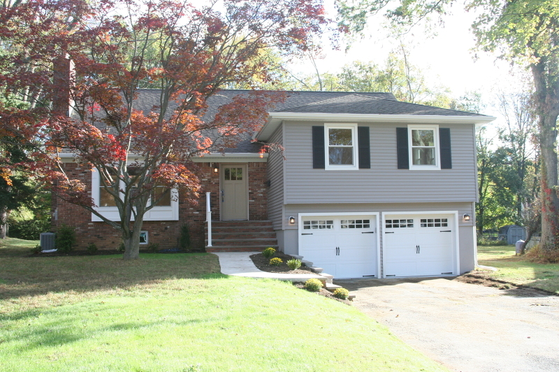 Property Photo:  28 Berkshire Dr  NJ 07922 