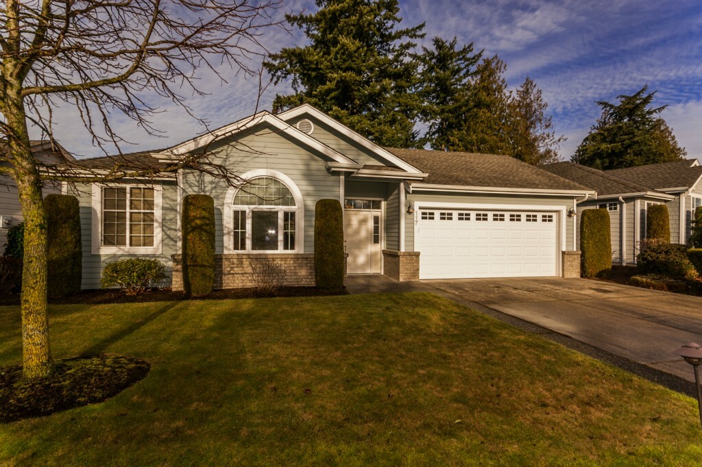 Property Photo:  117 Creekview Crest  WA 98264 