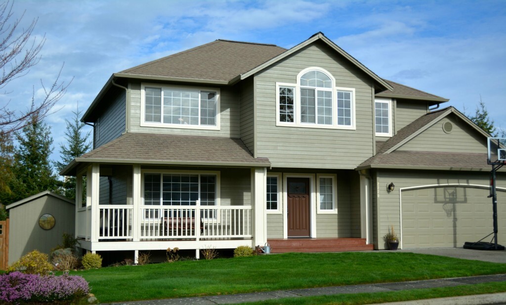 Property Photo: 2220 37th Ct WA 98221
