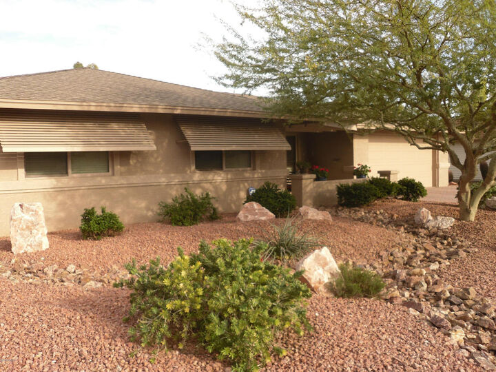 Property Photo: 16013 N Lakeforest Drive AZ 85351