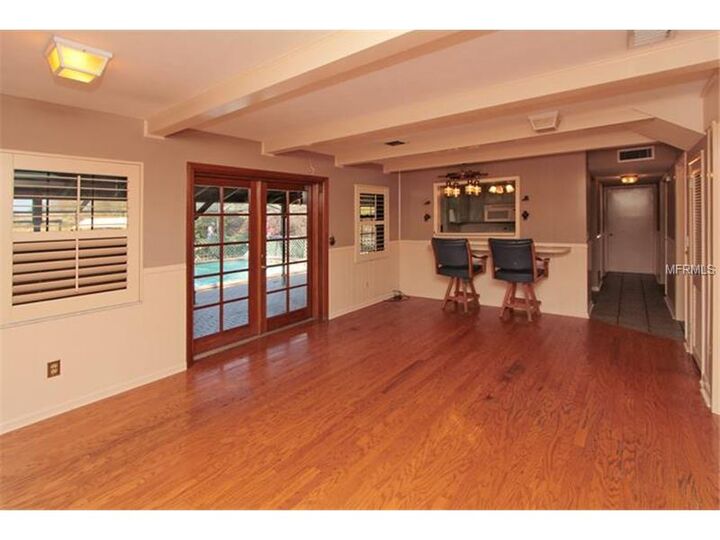 Property Photo:  13802 Shady Shores Drive  FL 33613 