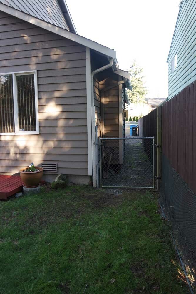 Property Photo:  16759 Wallingford Ave N  WA 98133 