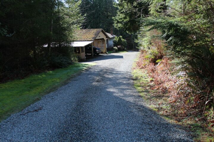 Property Photo: 26618 Ridgewood Lane WA 98284