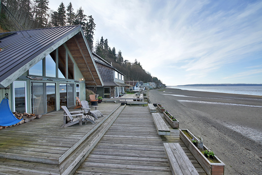 Property Photo:  2155 Eastpoint Dr  WA 98260 