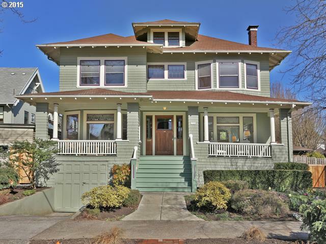 Property Photo:  1729 NE Tillamook St  OR 97212 