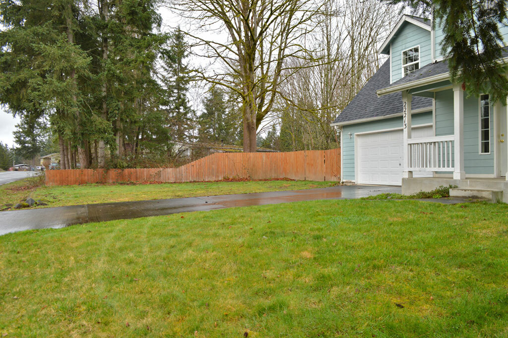 Property Photo:  22213 129th St E  WA 98391 