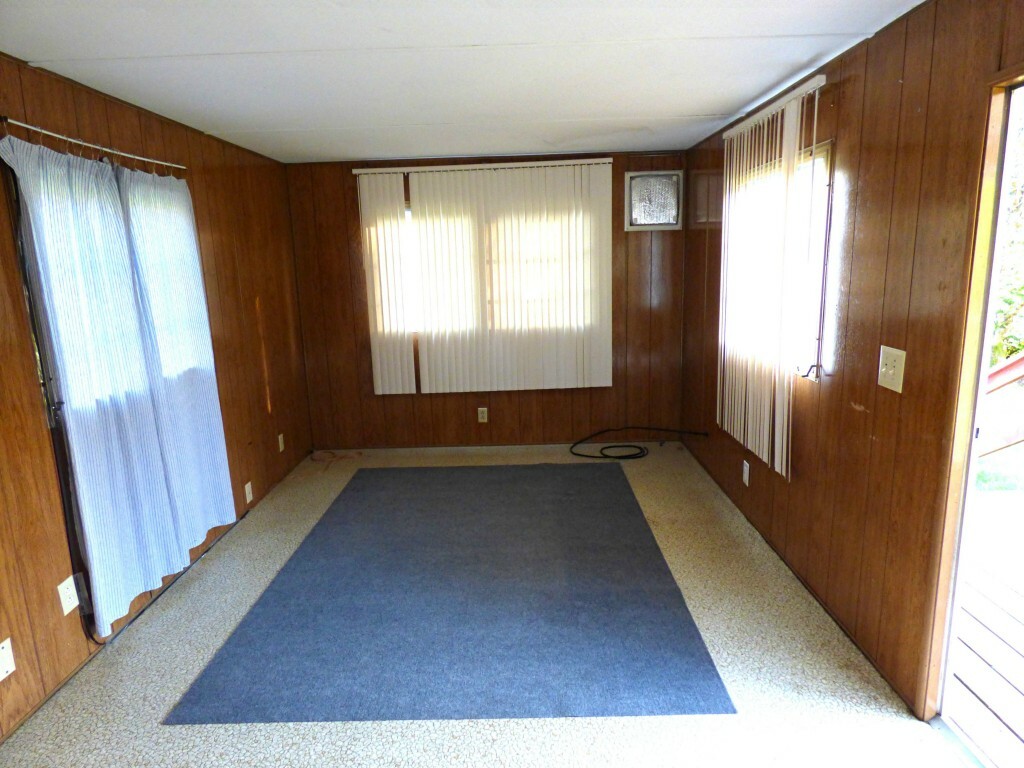 Property Photo: 117 S Camano Ridge Road WA 98282