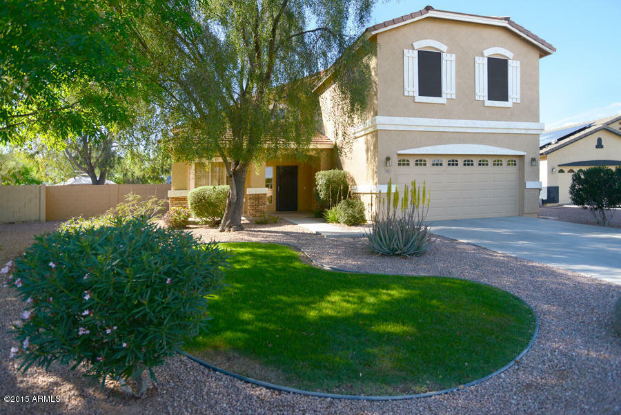 Property Photo:  1932 S Rome Street  AZ 85295 