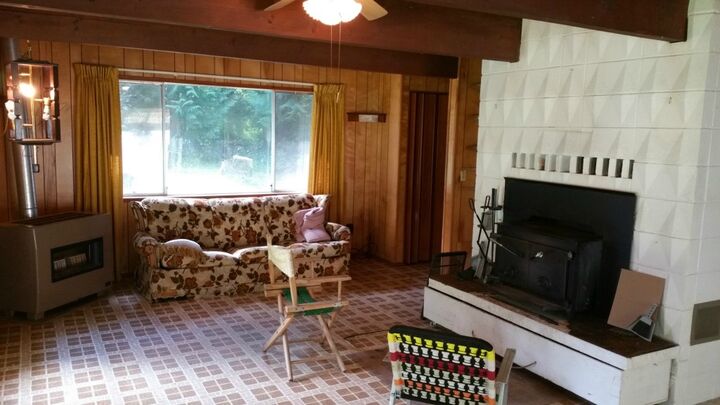 Property Photo: 8916 Johnson Rd WA 98303