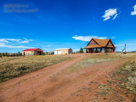 Property Photo:  840 Sundance Dr  CO 80536 