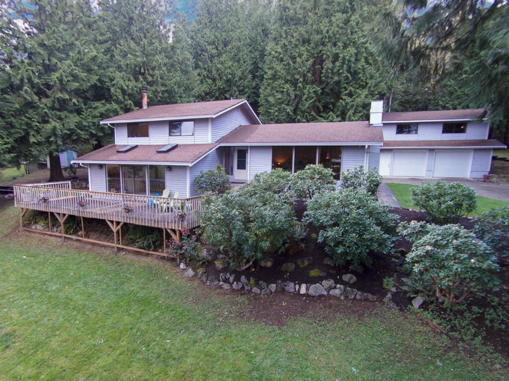 Property Photo:  17826 SE 110th St  WA 98059 