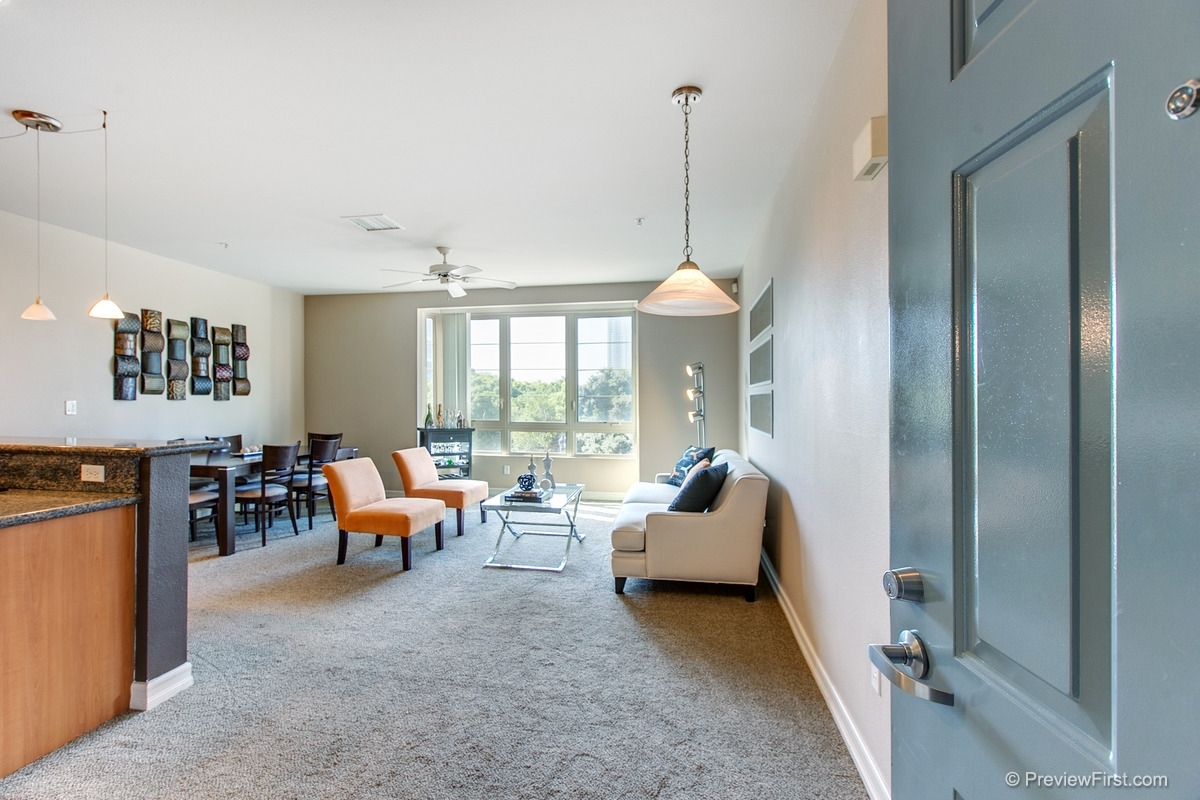 Property Photo: 1400 Broadway 1303 CA 92101