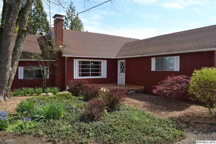 2790 Perrydale Rd  Dallas OR 97338 photo