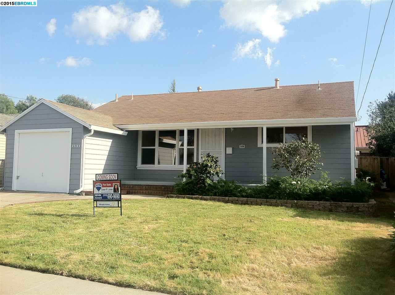 Property Photo:  2541 Lessley Ave  CA 94546 