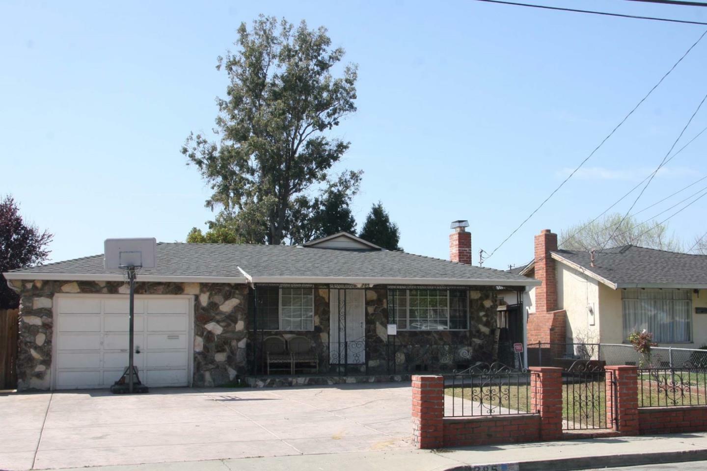 Property Photo:  285 Sunnyslope Avenue  CA 95127 