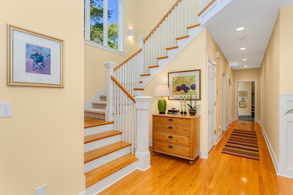 Property Photo: 1626 101st Place SE WA 98004