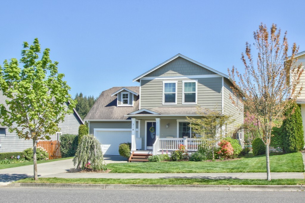 Property Photo: 318 N 30th St WA 98273