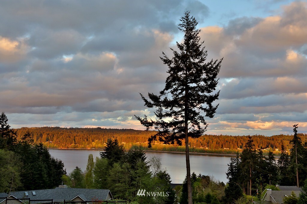 Property Photo: 5137 Honeymoon Bay Road WA 98249