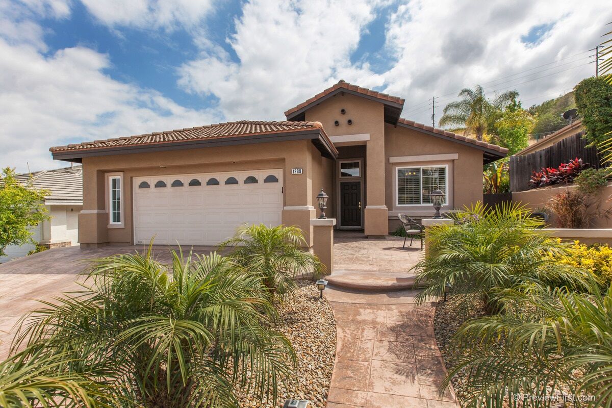Property Photo:  1289 Ridgegrove  CA 92029 
