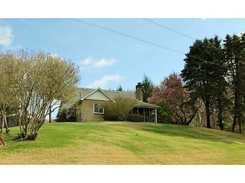 Property Photo:  3005 Ketchy Ct  PA 15632 