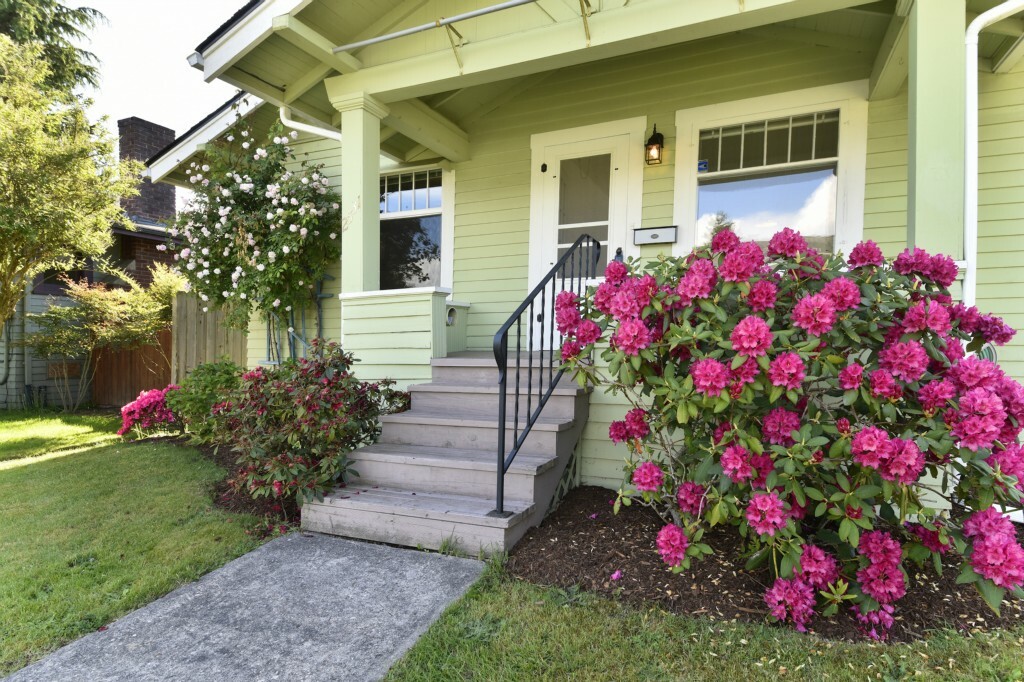 Property Photo: 2531 Lynn St WA 98225