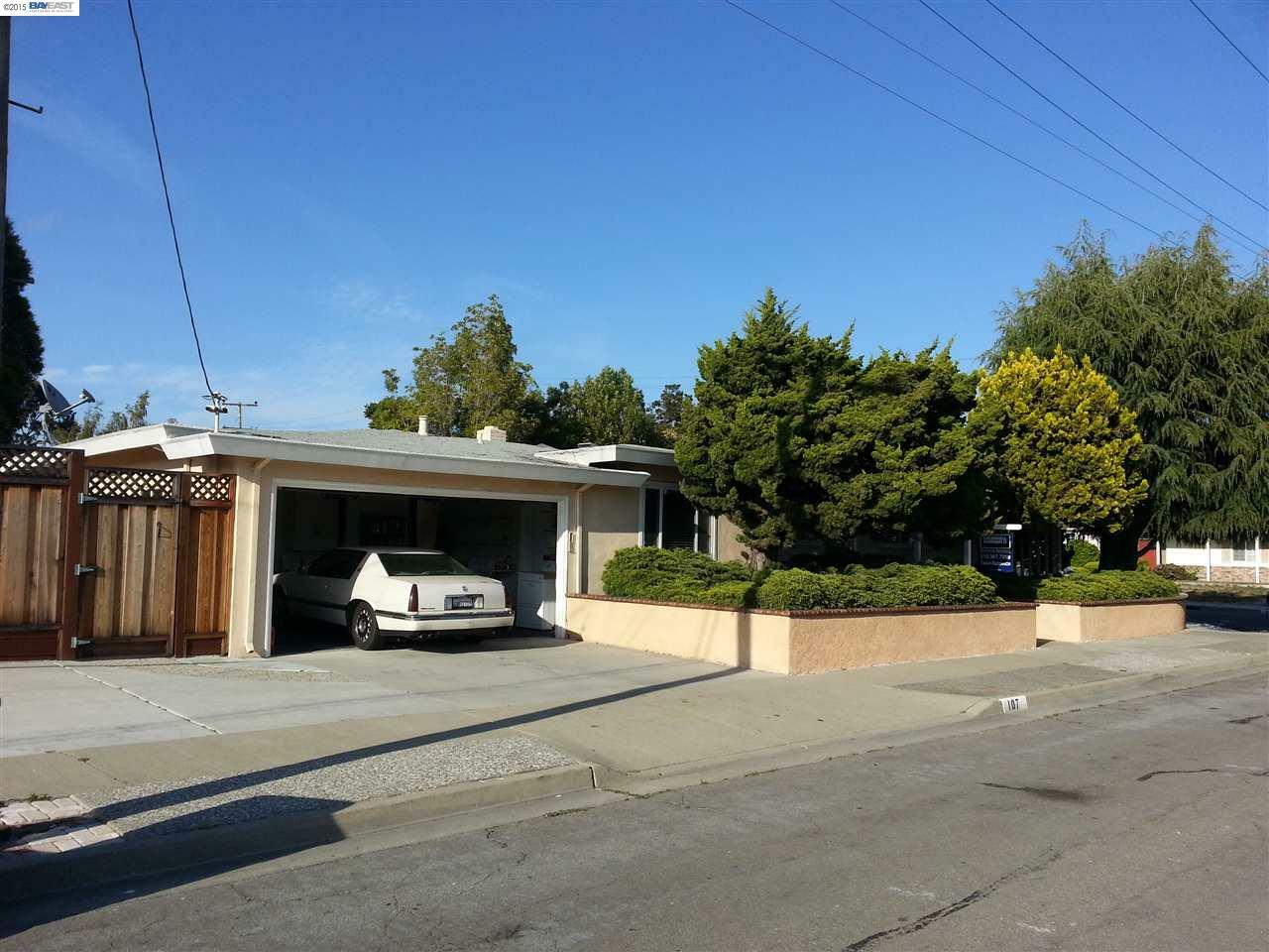 Property Photo: 107 Whittier Ln CA 94544