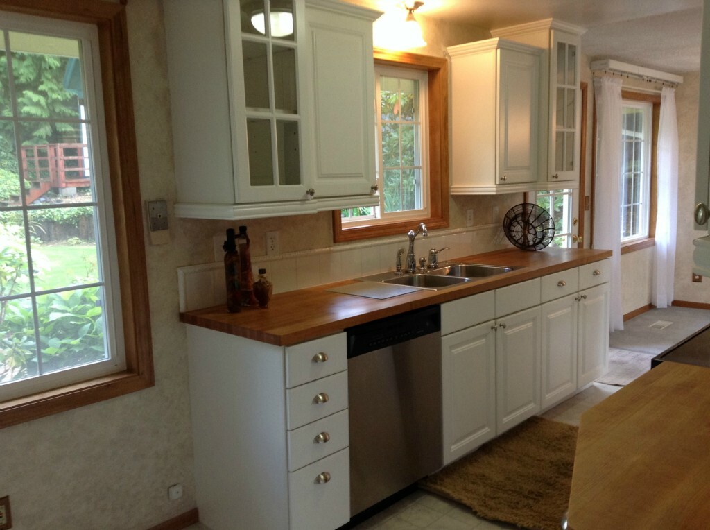 Property Photo: 30212 5th Ave S WA 98003