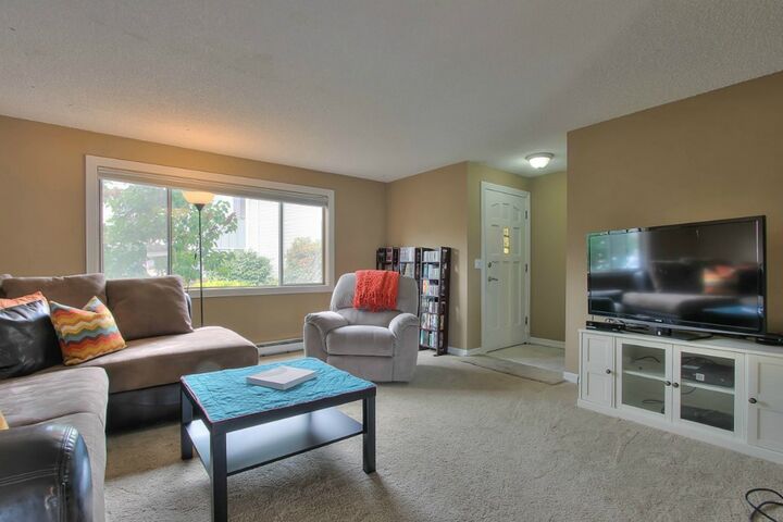 Property Photo: 17408 NE 45th St 175 WA 98052