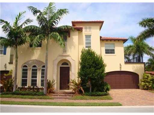 Property Photo: 81 Via Poinciana Street FL 33487