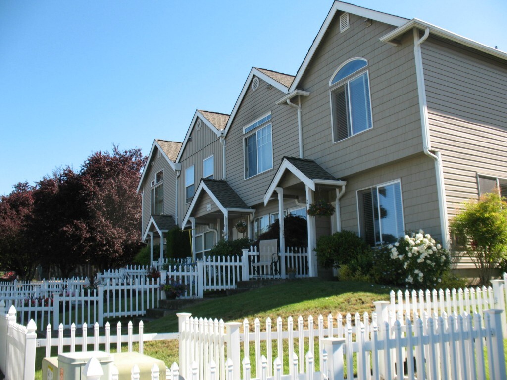 Property Photo: 5141 Green Hills Ave NE D WA 98422