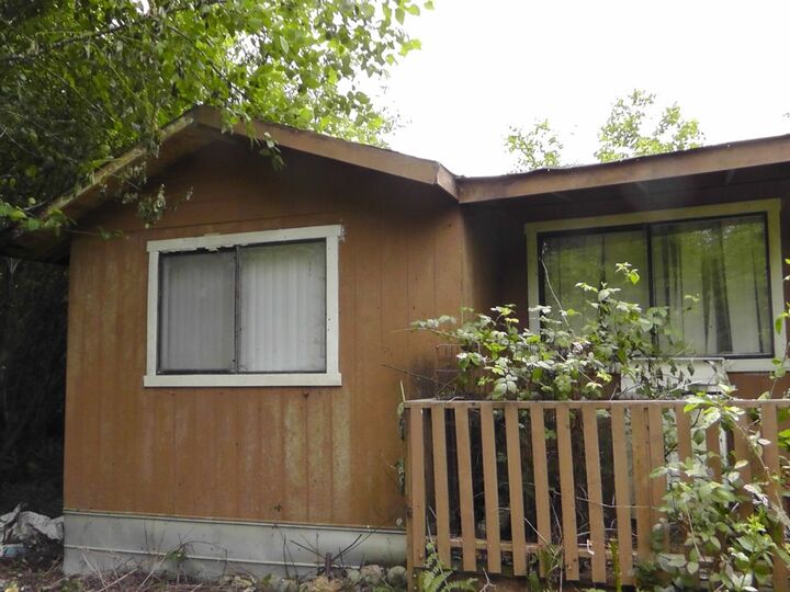 Property Photo:  2468 S SR 105  WA 98547 
